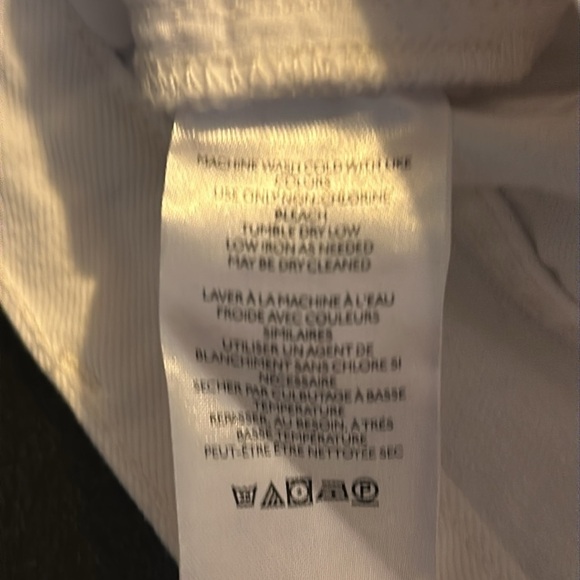 We the Free 100% Cotton NWT White Denim Shorts Trendy Fresh Summer Casual S/28W - Picture 10 of 10